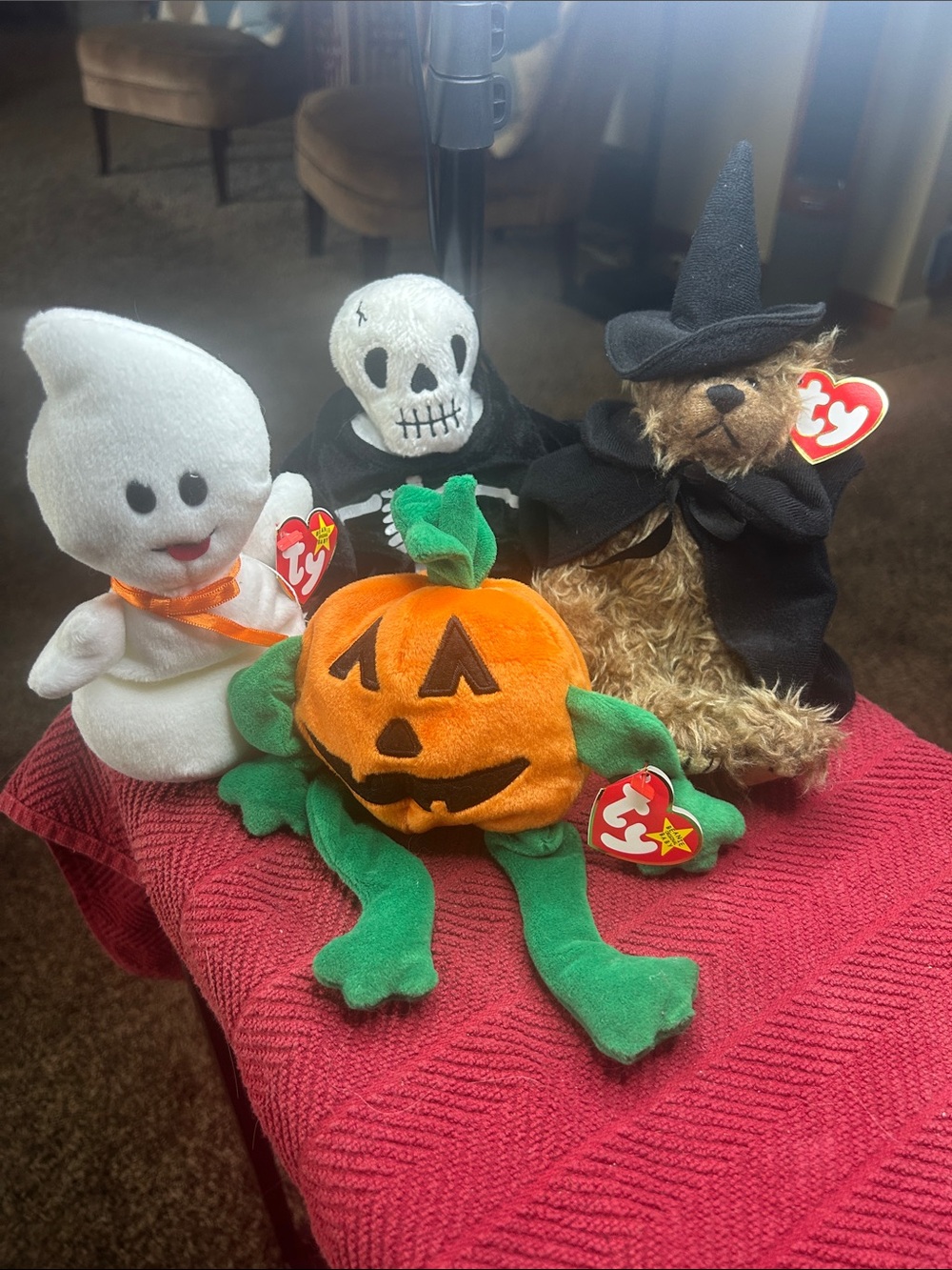 Set of 4 Halloween beanie babies